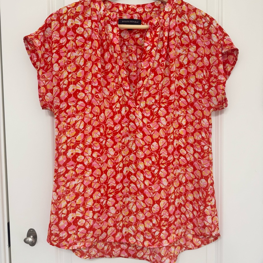 Banana Republic V-Neck Floral Blouse XS